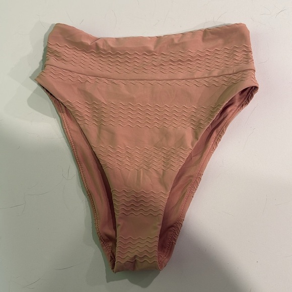 [Aerie] NWT Jacquard High
Cut Cheeky Bikini Bottoms - Picture 8 of 11